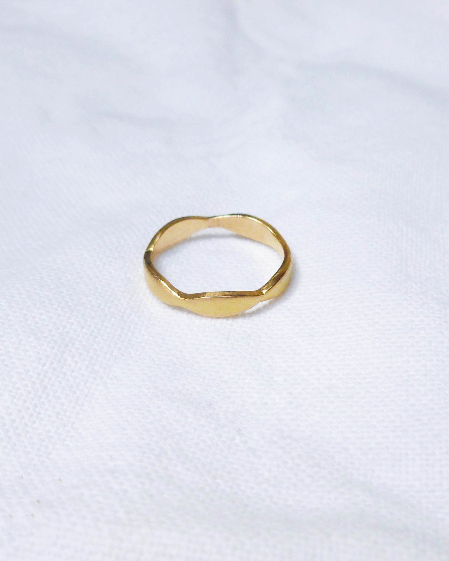 bague fine créateur en or -flore-Céline Flageul