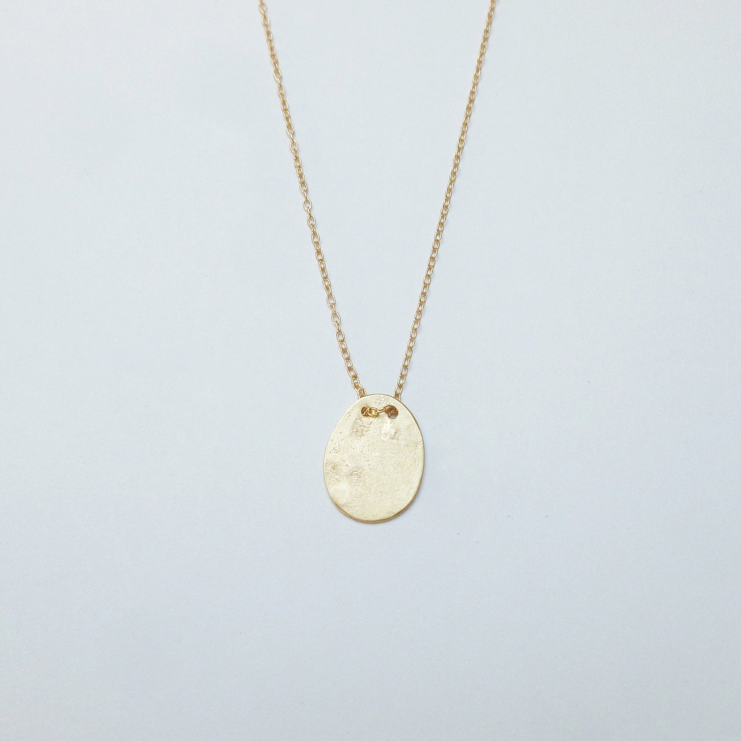 collier médaille texturée Milos