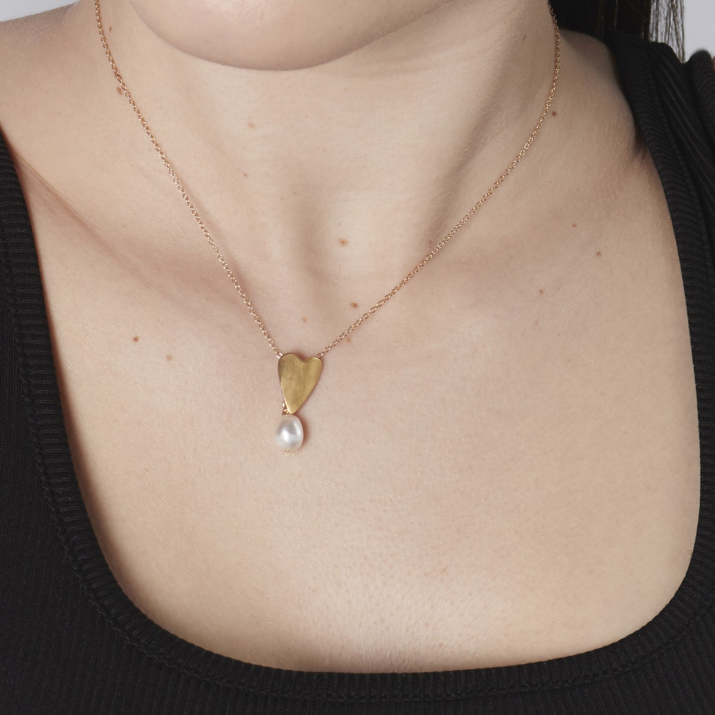 collier coeur doré et perle