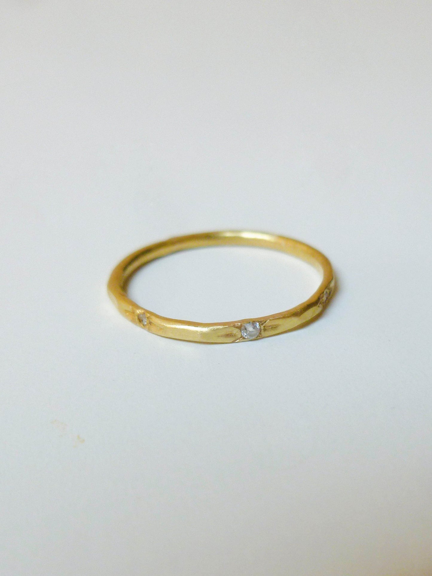 Anneau Asteria diamants