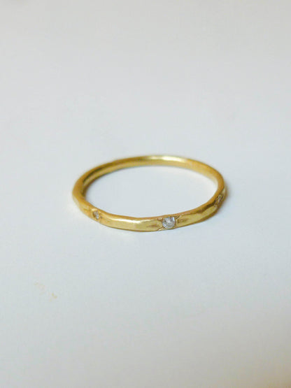 Anneau Asteria diamants