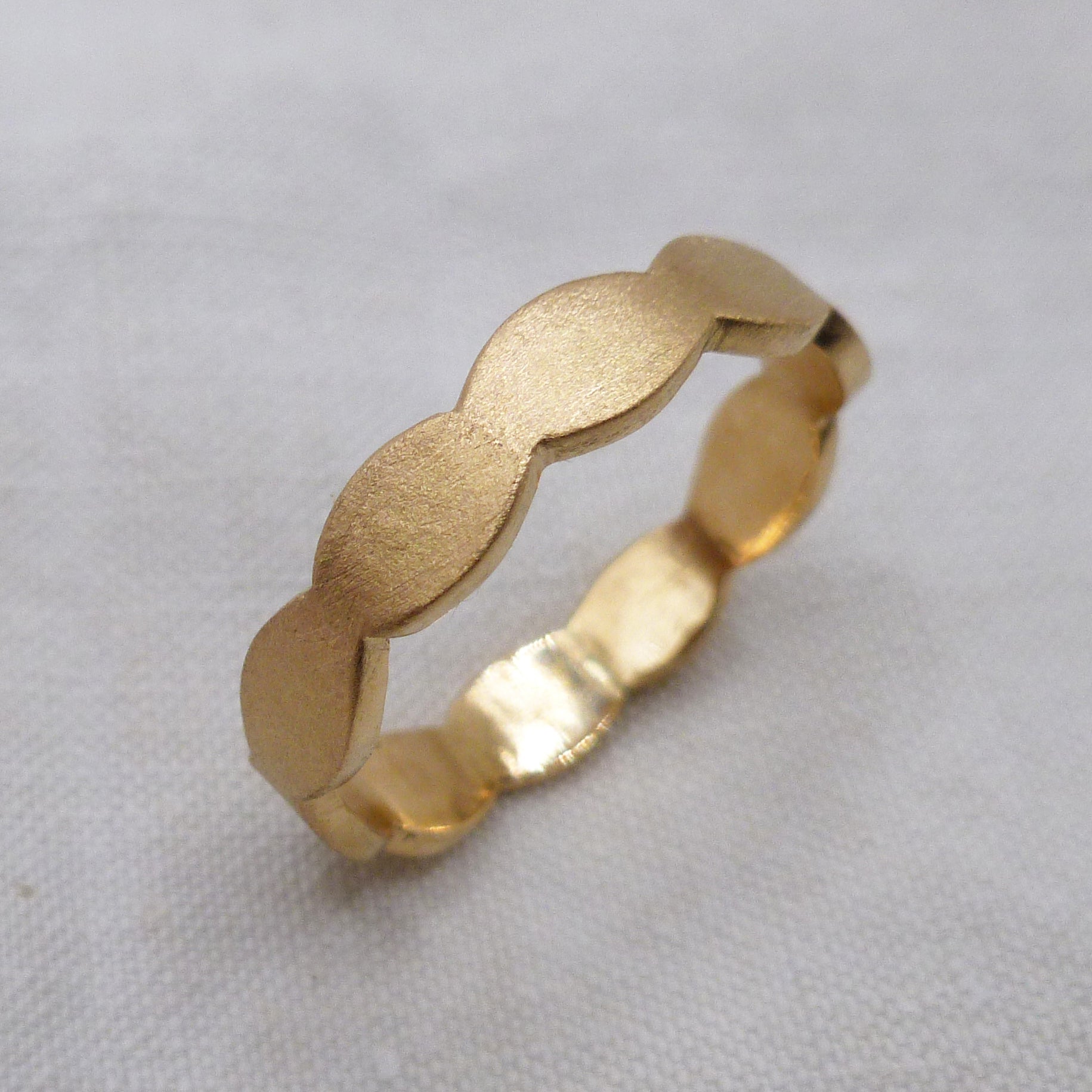 bague alliance en or jaune bijoux créateur