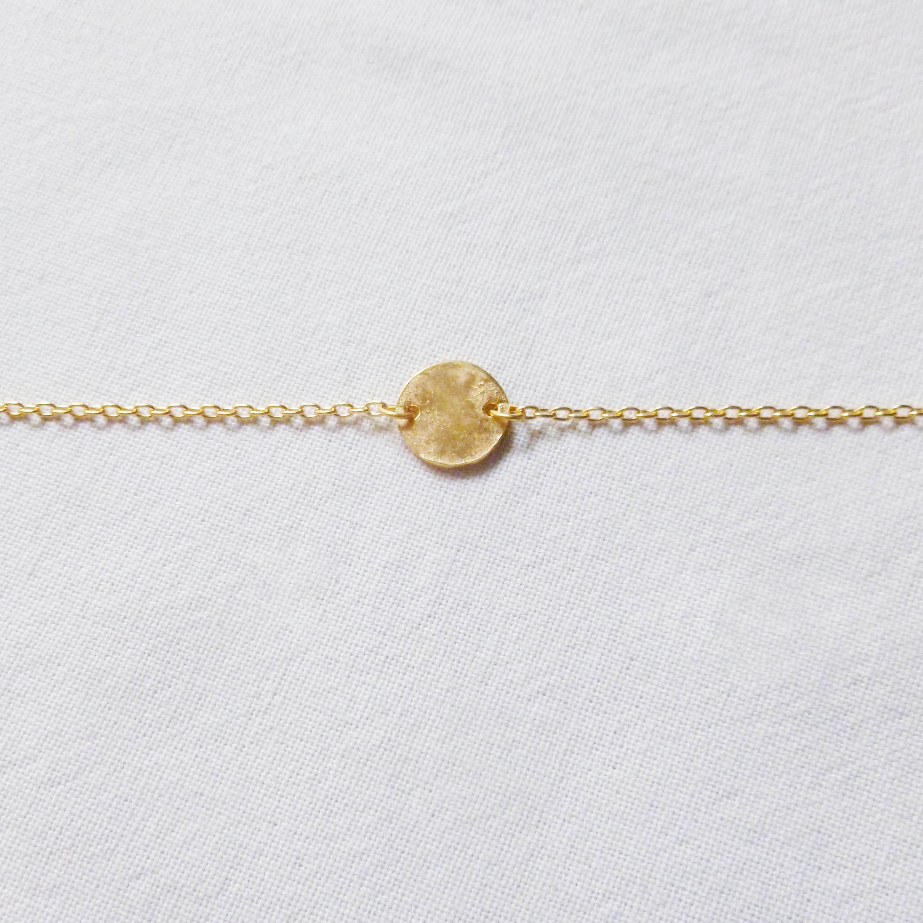 bracelet medaille doré lune